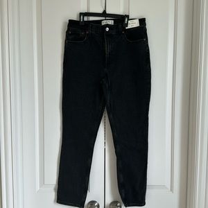 NWT ABERCROMBIE & FITCH THE SKINNY HIGH RISE SIZE 29 BLACK